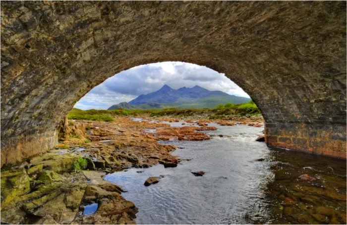 Framed Print : view to the Cuillins, a dramatic mountain range on the Isle of Skye, Inner Hebrides, Scotland