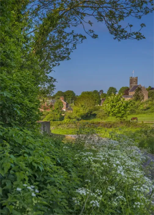 Framed Print : View to East Morden