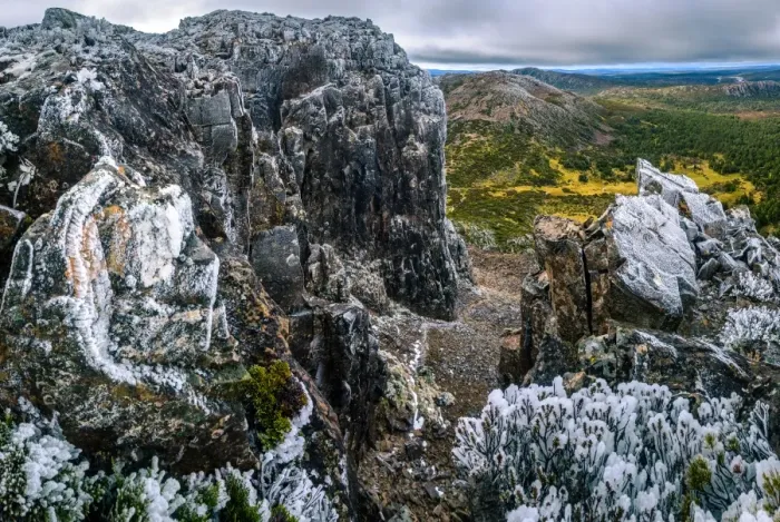Framed Print : View to the face of Solomons Throne from the top in Walls of Jerusalem National Park, Tasmania