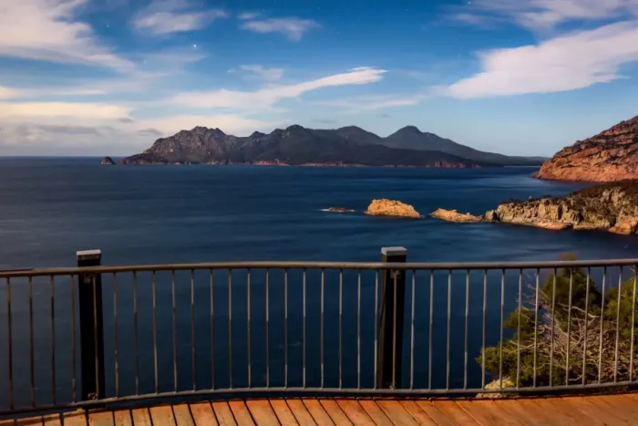 Framed Print : View to Freycinet Penninsula from Cape Tourville, Tasmania Framed Print : View to Freycinet Penninsula from Cape Tourville, Tasmania