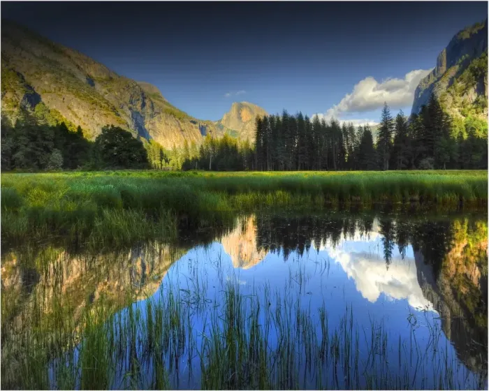 Framed Print : A view to half dome in Yosemite national park, California