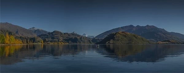 A view of Lake Wanaka in the Autumn season, south island, New Zealand