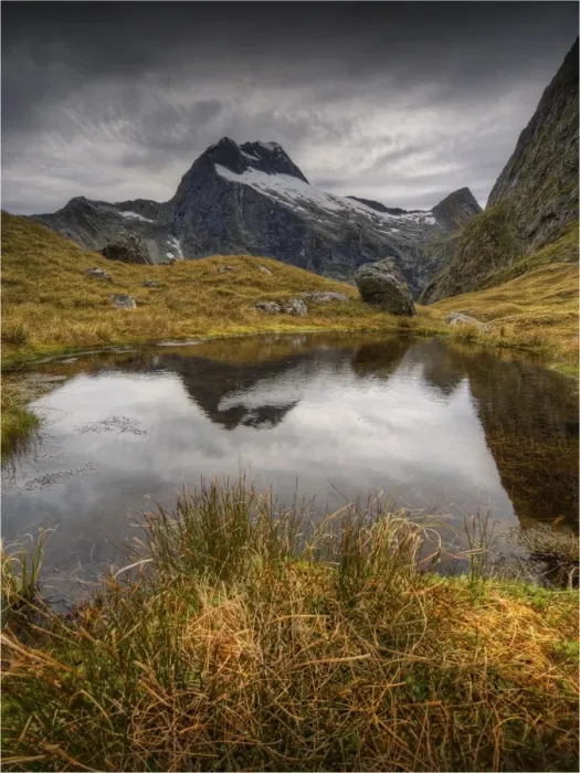 Framed Print : The view at Mackinnon Pass, high up in the mountainous region of the Fiordland National Park, Southland, south island, New Zealand