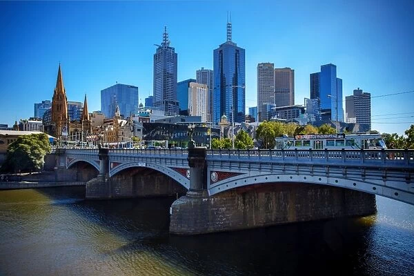 View of Princes Bridge Spanning the Yarra River and the City Skyline of Melbourne Central Business District, Victoria, Australia