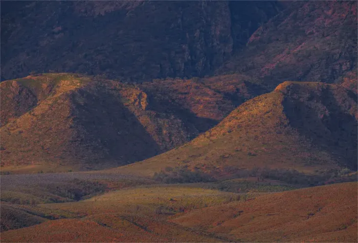 Framed Print : View to the remote and spectacular mountains of the Flinders Ranges in outback South Australia