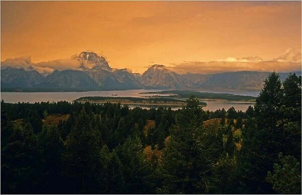 The view from the summit of Signal mountain to the Teton Range, Wyoming, USA
