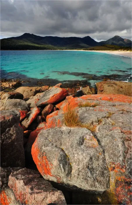 Framed Print : A view of Wine-Glass bay, east coastline of Tasmania, Australia Framed Print : A view of Wine-Glass bay, east coastline of Tasmania, Australia
