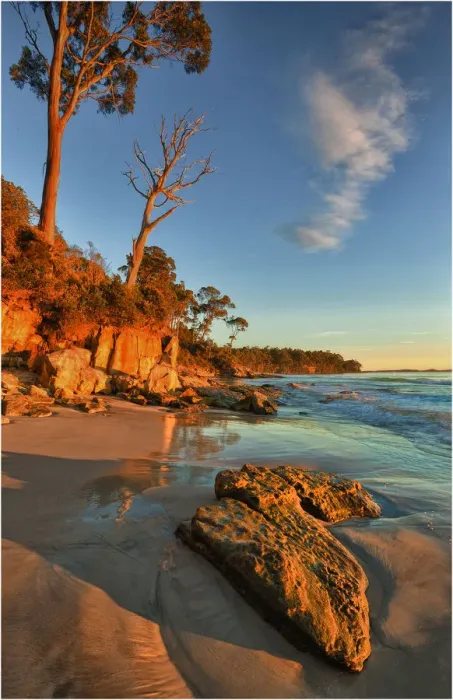 Framed Print : Views along the pristine coastline of Adventure bay, South Bruny Island, Tasmania