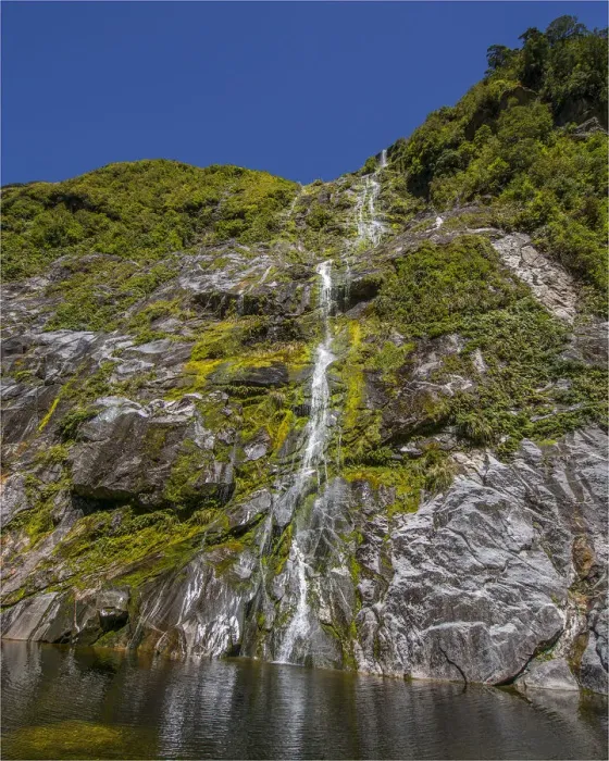 Framed Print : Waterfall in the Clinton Valley, Milford track, South Island, New Zealand Framed Print : Waterfall in the Clinton Valley, Milford track, South Island, New Zealand