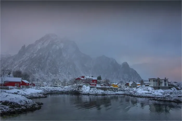 Framed Print : A winter scene in Svelvaar, Lofoten Peninsular, Norway Framed Print : A winter scene in Svelvaar, Lofoten Peninsular, Norway