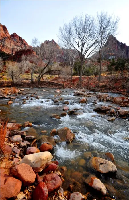 Framed Print : A winter scene of the Virgin river near Springdale, Utah, USA