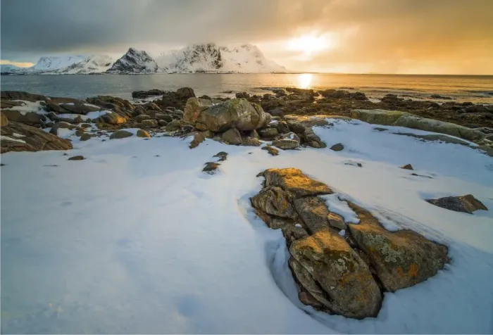 Framed Print : Winter time at Vareidsundet, Lofoten, the Arctic circle of Norway