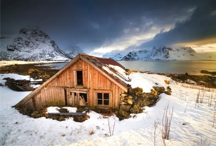 Framed Print : Winter time at Vareidsundet, Lofoten, the Arctic circle of Norway Framed Print : Winter time at Vareidsundet, Lofoten, the Arctic circle of Norway
