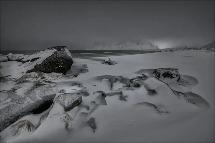 Framed Print : The Winter Wonderland of the Lofoten Peninsular, Arctic circle, Norway Framed Print : The Winter Wonderland of the Lofoten Peninsular, Arctic circle, Norway