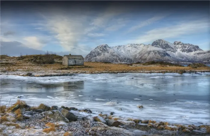 Framed Print : The Winter Wonderland of the Lofoten Peninsular, Arctic circle, Norway Framed Print : The Winter Wonderland of the Lofoten Peninsular, Arctic circle, Norway