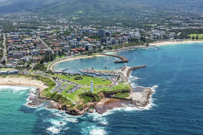 Framed Print : Wollongong