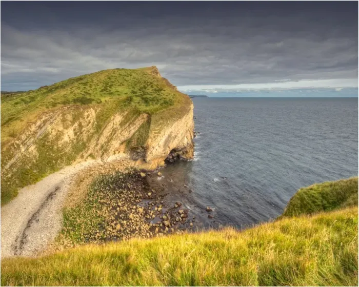 Framed Print : Worbarrow bay on the Dorset Jurassic coastline, south west England
