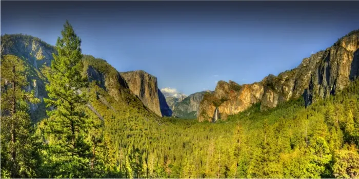 Framed Print : Yosemite National Park, California, western United States of America Framed Print : Yosemite National Park, California, western United States of America