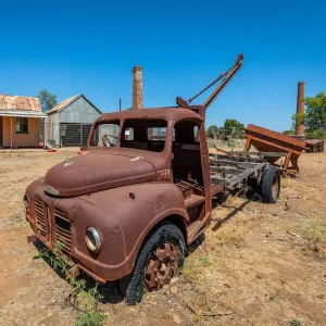 Abandoned gold mining town