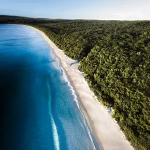 New South Wales (NSW) Fine Art Print Collection: Jervis Bay National Park