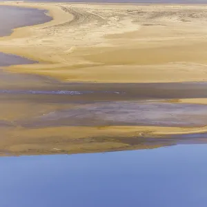 Aerial view of Kati Thanda-Lake Eyre