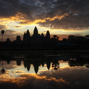 Angkor Wat temple sunrise water reflections