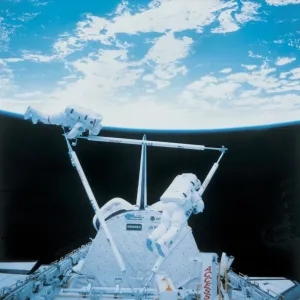 Astronauts working with EASE Astronauts working with EASE