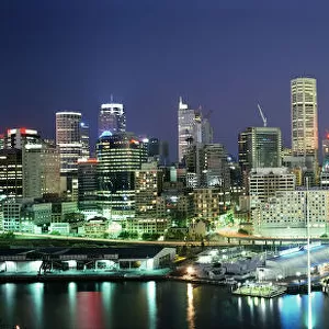 Australia, Sydney, Darling Harbour and city skyline at night