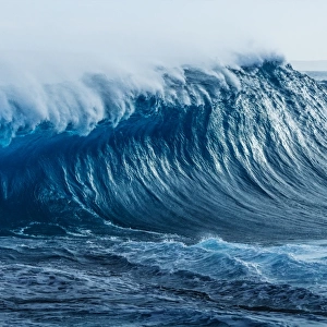 Breaking wave. Southern Ocean. Australia