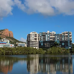 Castle hill and townsville city