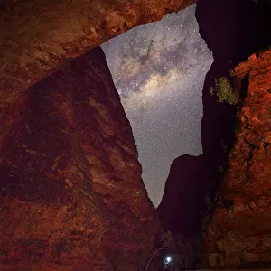 Cathedral Gorge window to the stars