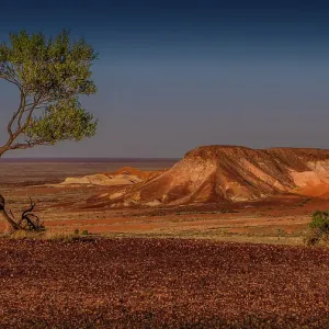 The Colourful and dramatic hill formations of the Breakaways, near Coober Pedy, in South Australia The Colourful and dramatic hill formations of the Breakaways, near Coober Pedy, in South Australia