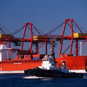 CONTAINER SHIPS, MELBOURNE, AUSTRALIA