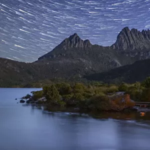 Cradle Mountain and Dove Lake Boat Shed by night