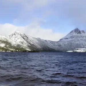 Cradle mountain in winter Cradle mountain in winter