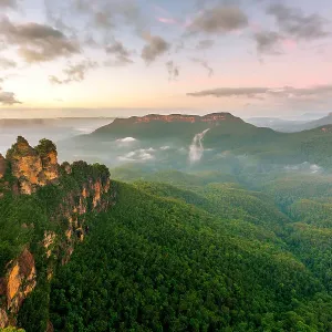 Echo Point misty sunrise Echo Point misty sunrise
