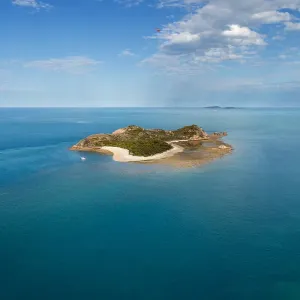 Esk island Whitsundays Esk island Whitsundays
