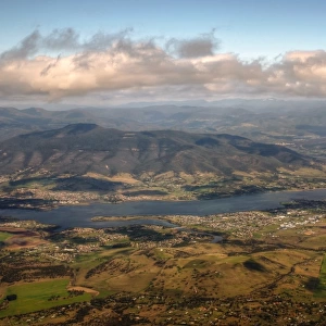 Flight over Hobart and surrounding mountains