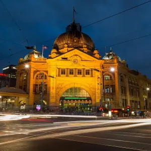 Flinders station railway victoria colonial style yellow bricks Flinders station railway victoria colonial style yellow bricks