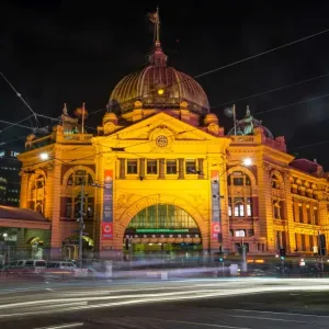 Flinders Street Station Print - Melbourne Landmark Flinders Street Station Print - Melbourne Landmark