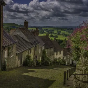 Gold hill, a famous cobbled street in Shaftsbury, Dorset, England, United Kingdom