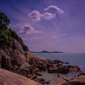 Grandfather and Grandmother rocks, near Lamai beach, Ko Samui, Thailand Grandfather and Grandmother rocks, near Lamai beach, Ko Samui, Thailand