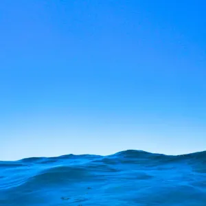 graphic image of the ocean and skyline graphic image of the ocean and skyline