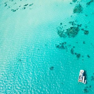 Great Barrier Reef with boat from the sky