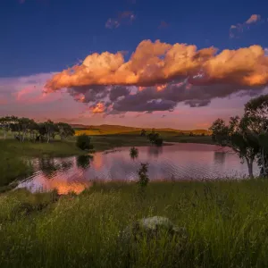 Lake Jindabyne dusk, Snowy Mountains, southern New South Wales