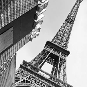 Leaning Eiffel Tower