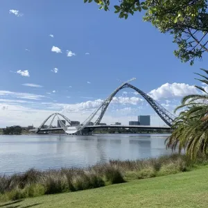 Puente Matagarup, Perth. Puente Matagarup, Perth.
