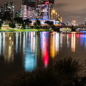 Melbourne city at night