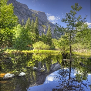 Mirror Lake, Yosemite national park, California, USA