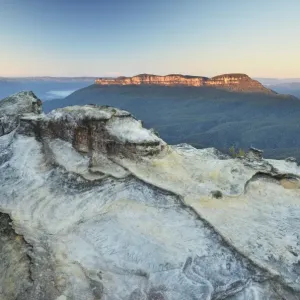 Mt Solitary and Jamison Valley, Blue Mountains